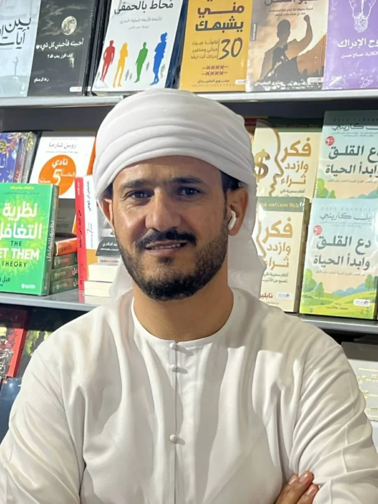 معرض أبوظبي للكتاب يخصص منصة لدعم واحتضان الأقلام الواعدة