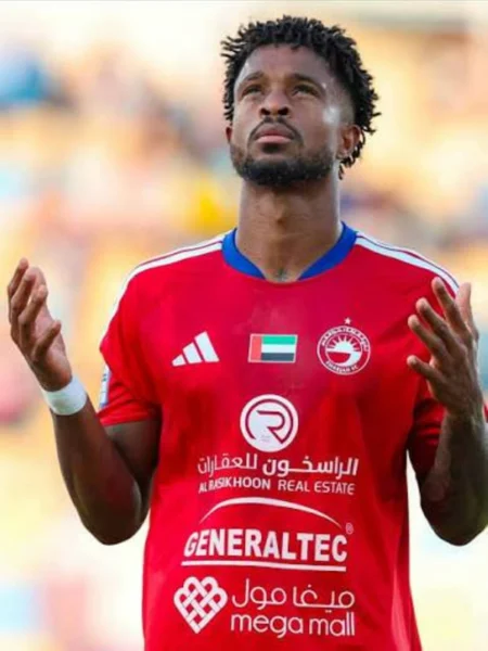 ديني بورغيس: الملك سيستعيد ابتسامته مجدداً