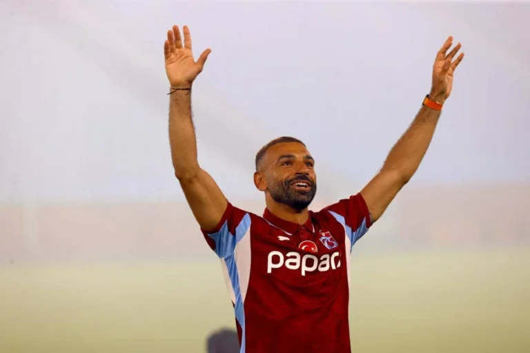 محمد صلاح يقود طرابزون لفوز تاريخي على غلطة سراي بتسجيله «هاتريك» وصناعته هدفاً