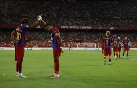ثنائية برشلونة الهجومية تفرض هيمنتها على الدوري الإسباني ثنائية برشلونة الهجومية تفرض هيمنتها على الدوري الإسباني