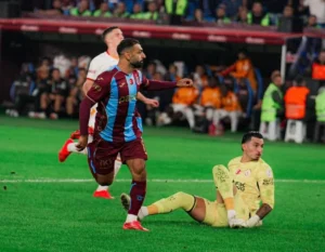 تألق محمد صلاح أمام العملاق التركي.. ماذا كتبت صحيفة سبورت الإسبانية؟