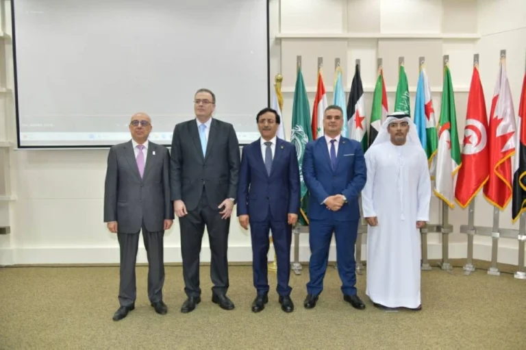 القاهرة تستضيف التعريف بالدورة الرابعة وفئات جائزة الشارقة في المالية العامة الـ24 القاهرة تستضيف التعريف بالدورة الرابعة وفئات جائزة الشارقة في المالية العامة الـ24