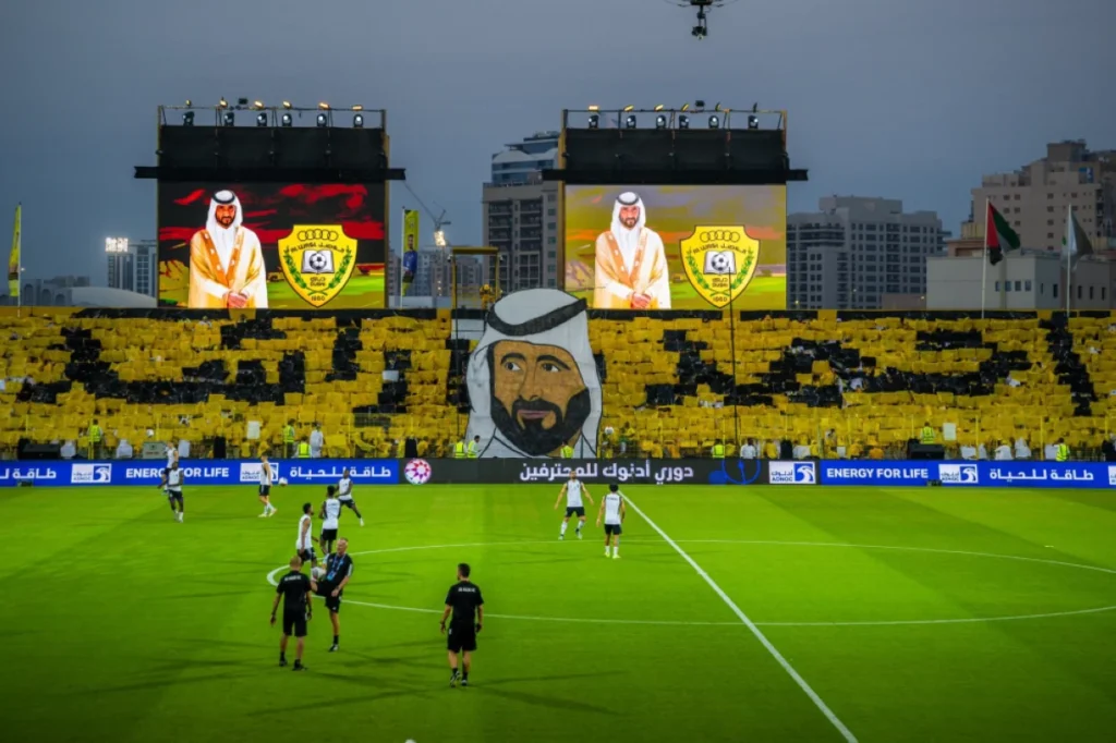 أحمد بن راشد: مؤسس نادي الوصل ومضمار جبل علي ورائد الرياضات البحرية أحمد بن راشد: مؤسس نادي الوصل ومضمار جبل علي ورائد الرياضات البحرية