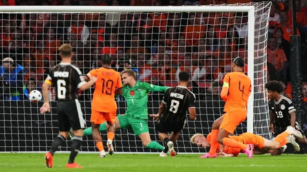 دوري الأمم الأوروبية: تعادل مثير بين هولندا وألمانيا وأداء باهت للبرتغال ورونالدو دوري الأمم الأوروبية: تعادل مثير بين هولندا وألمانيا وأداء باهت للبرتغال ورونالدو