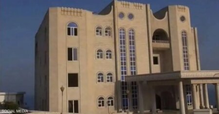 الحكومة اليمنية تعلن حصيلة ضحايا الهجوم على قصر معاشيق