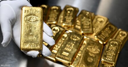 الذهب يتأرجح بين موجة التصحيح وتوقعات التعافي