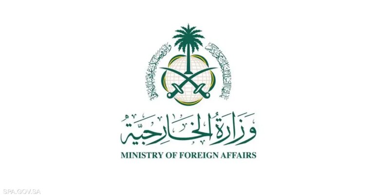 السعودية: زيارة وزير الدفاع لطهران تستهدف خفض التصعيد في المنطقة السعودية: زيارة وزير الدفاع لطهران تستهدف خفض التصعيد في المنطقة