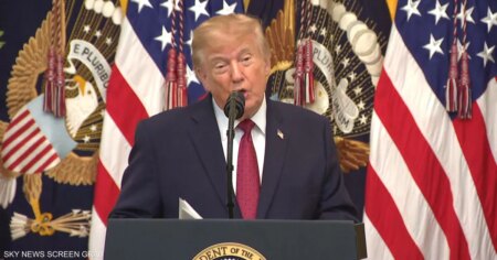 ترامب: 22 مليون برميل نفط عبرت مضيق هرمز في ليلة واحدة ترامب: 22 مليون برميل نفط عبرت مضيق هرمز في ليلة واحدة