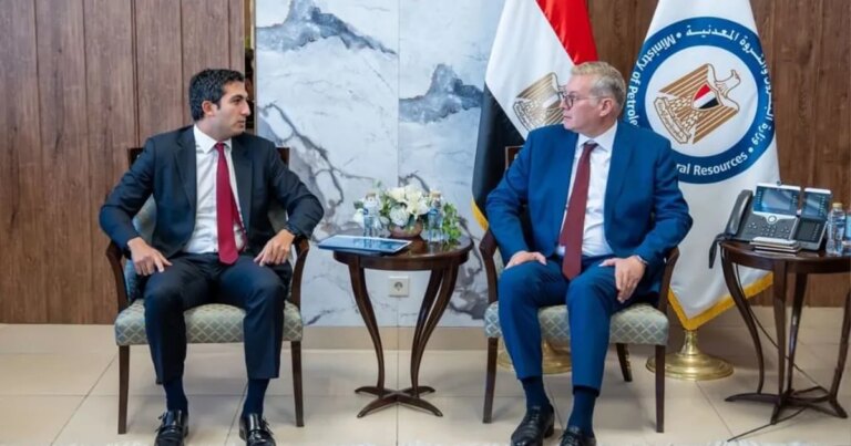 مصر وفيرتيغلوب تبحثان إنشاء مجمع للأسمدة الفوسفاتية مصر وفيرتيغلوب تبحثان إنشاء مجمع للأسمدة الفوسفاتية