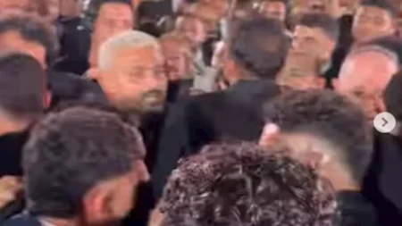 فيديو: رامز جلال يشارك لاعبي الأهلي الرقص في حفل زفاف مصطفى شوبير