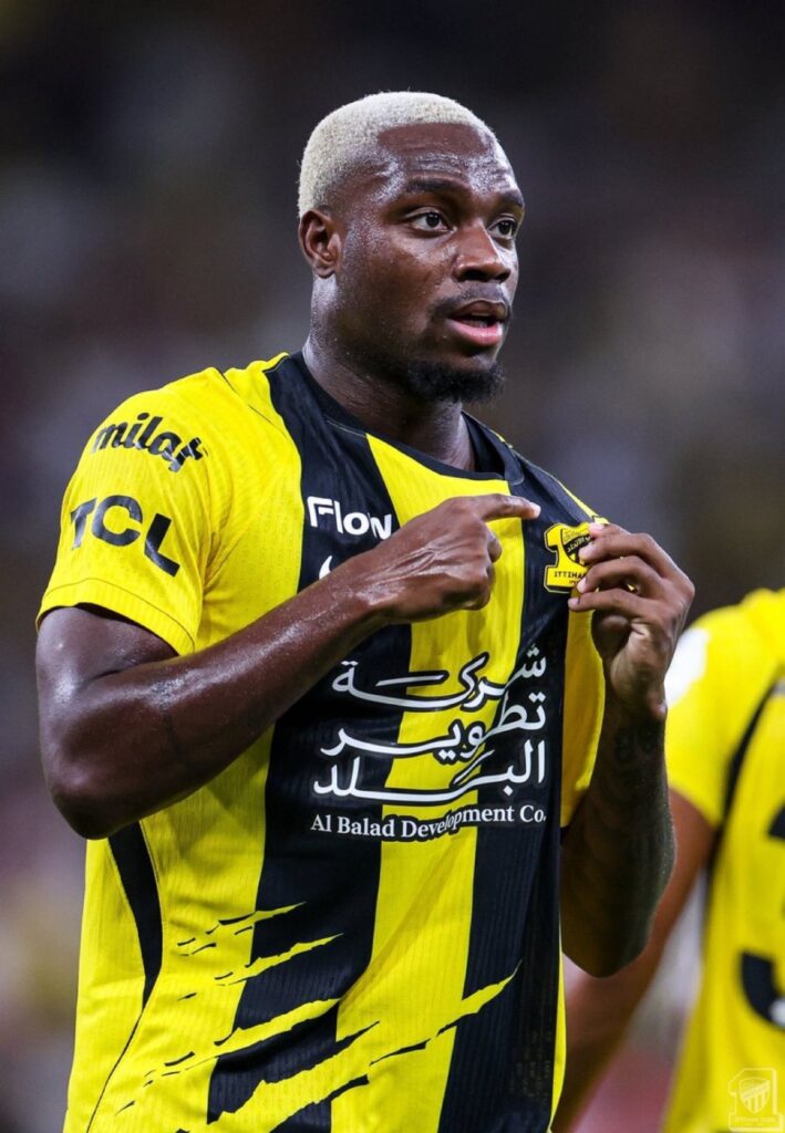 مصادر اتحادية تحسم موقف جورج إلينيخينا من مواجهة الهلال والاتحاد