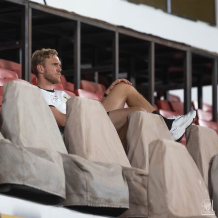 قرار حاسم من مدرب الاتحاد فيسينج قبل مواجهة شباب الأهلي الإماراتي قرار حاسم من مدرب الاتحاد فيسينج قبل مواجهة شباب الأهلي الإماراتي
