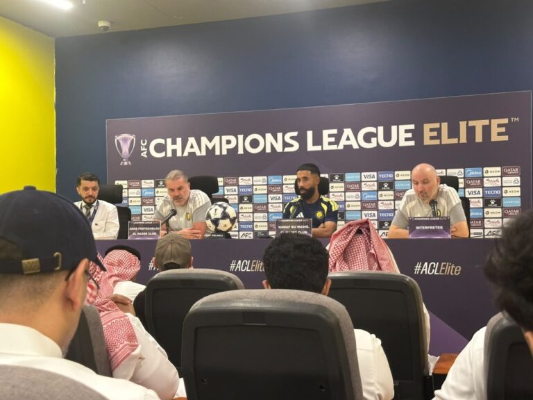 بوستيكوغلو يعلق على تعادل النصر أمام نيفيتشي