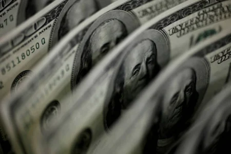 مؤشر الدولار يلامس أعلى مستوياته في شهرين عقب مكاسب سبتمبر مؤشر الدولار يلامس أعلى مستوياته في شهرين عقب مكاسب سبتمبر