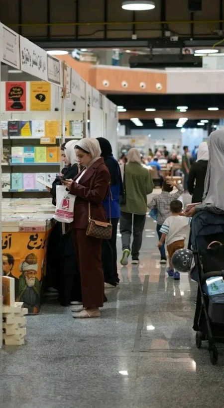 معرض عمّان الدولي للكتاب يستقطب 400 ألف زائر معرض عمّان الدولي للكتاب يستقطب 400 ألف زائر