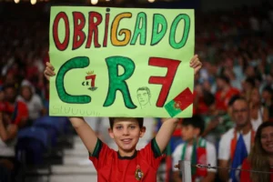 جيزوس ينهي الخلاف مع رونالدو: أبواب المنتخب البرتغالي مفتوحة أمام الأسطورة