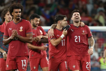 البرتغال تتأهل إلى ربع نهائي دوري الأمم الأوروبية بغياب رونالدو البرتغال تتأهل إلى ربع نهائي دوري الأمم الأوروبية بغياب رونالدو