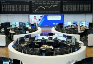 أسهم أوروبا ترتفع بدعم من قفزة «جينماب» وتراجع عوائد السندات