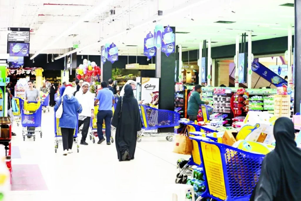 السلع الأساسية تستهل أكتوبر بأسعار قياسية