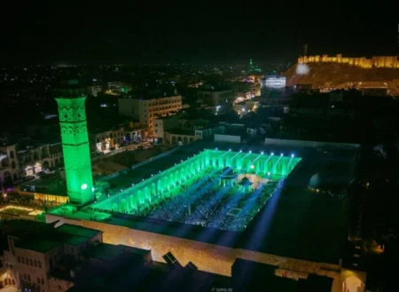 الجامع الأموي في حلب يستعيد ألقه بعد سنوات من الحرب
