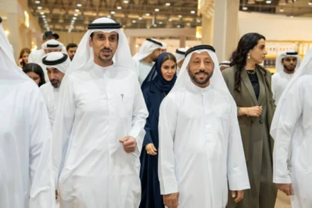 700 علامة تجارية تتنافس في معرضي العطور والتجميل بالشارقة 700 علامة تجارية تتنافس في معرضي العطور والتجميل بالشارقة