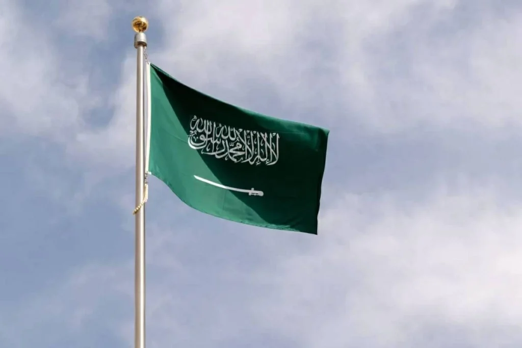 إصابات في اعتداء استهدف مطار الملك خالد بالرياض اليوم إصابات في اعتداء استهدف مطار الملك خالد بالرياض اليوم