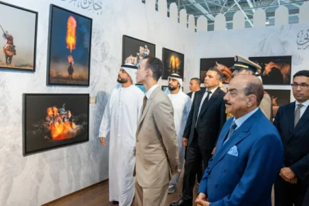 ولي عهد المغرب يفتتح معرض جائزة منصور بن زايد لجمال الخيول العربية