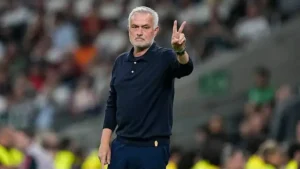 روما وريال مدريد: هل يكرر مورينيو سيناريو الإنقاذ في ليلة العودة إلى إيطاليا؟