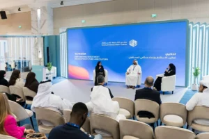 الذكاء الاصطناعي ومرونة سلاسل الإمداد: استراتيجيات لمواجهة التحديات العالمية الذكاء الاصطناعي ومرونة سلاسل الإمداد: استراتيجيات لمواجهة التحديات العالمية