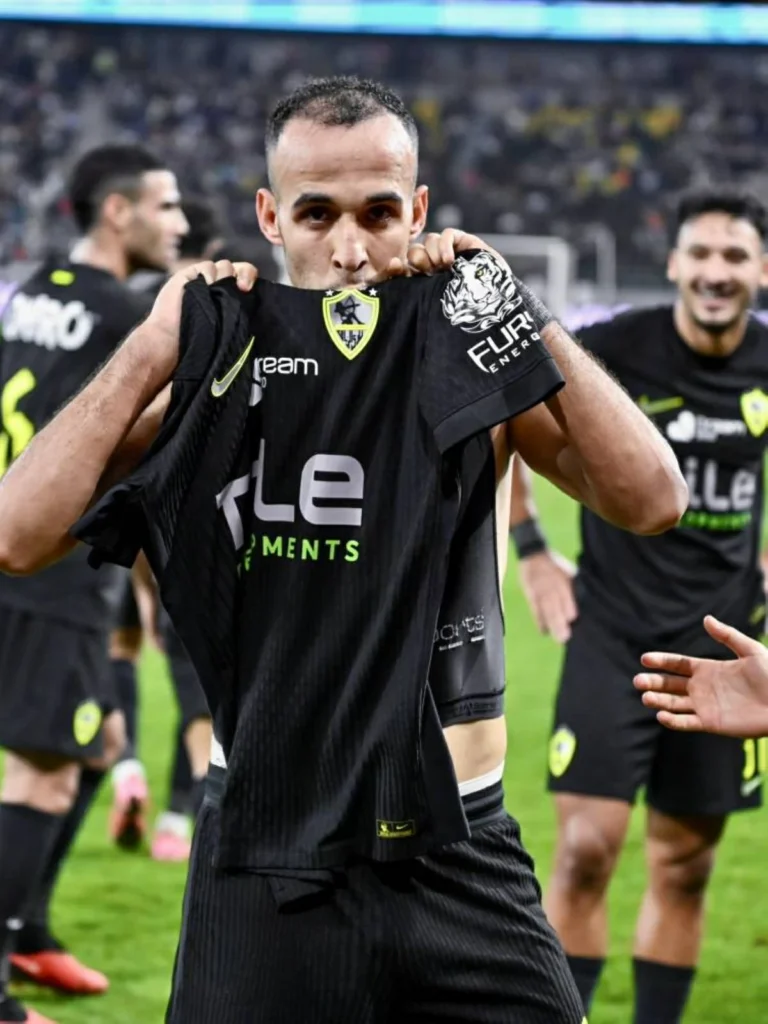 الزمالك يوقع عقوبة على ناصر منسي رغم تسجيله هدف الفوز