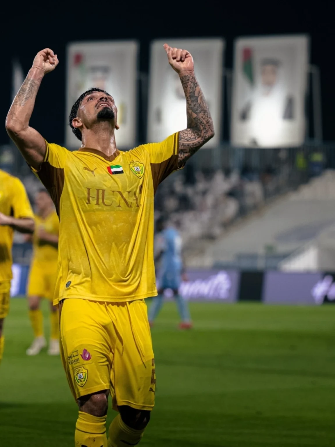 الوصل يلحق بركب الصدارة في الدوري الإماراتي