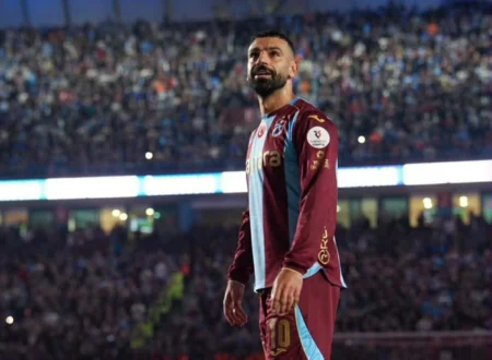 محمد صلاح يرد على رئيس بشكتاش ويوضح حقيقة الـ 35% بعد القمة التركية