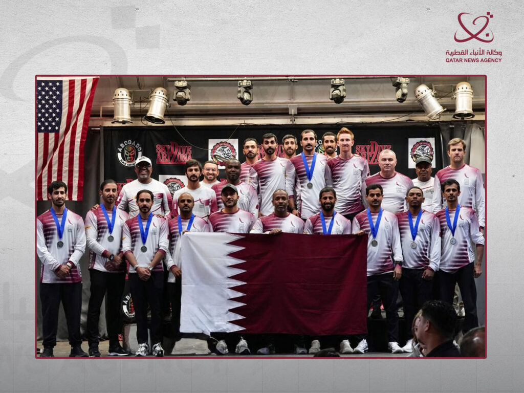 المنتخب القطري للقفز المظلي يحصد فضية بطولة العالم في أريزونا الأمريكية المنتخب القطري للقفز المظلي يحصد فضية بطولة العالم في أريزونا الأمريكية